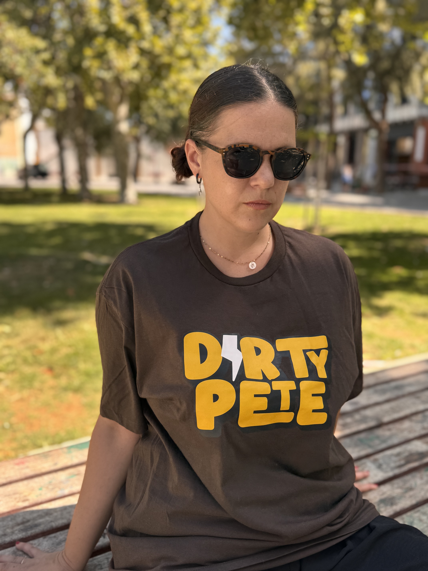 CAMISETA DIRTY PETE LOGO